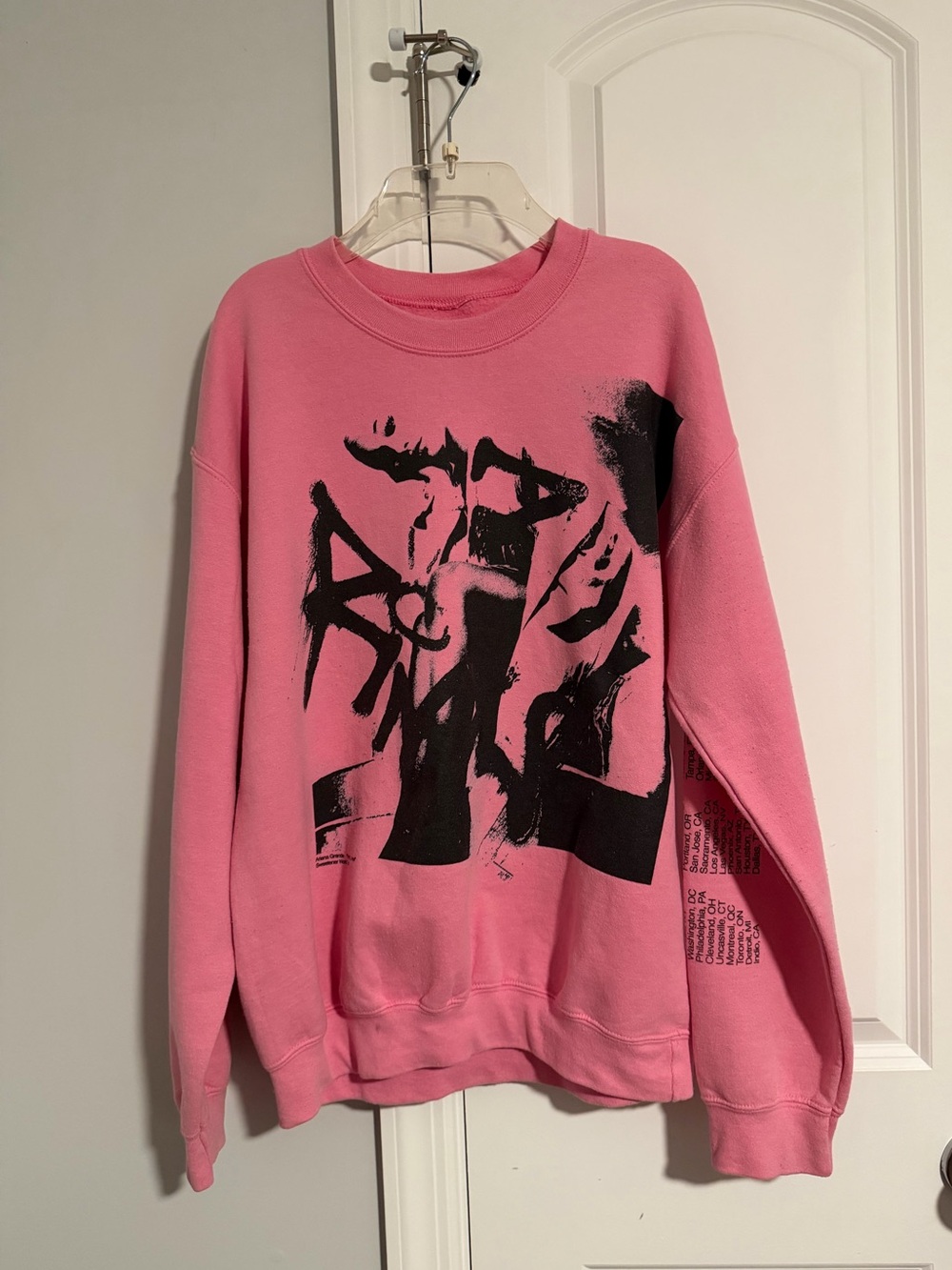 Ariana Grande Sweetener Tour Pink “thank u, next” crewneck/sweatshirt M